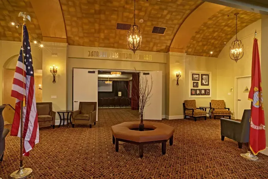 Interior of a lobby at the Marines Memorial Theatre. 是贝博体彩app,california.